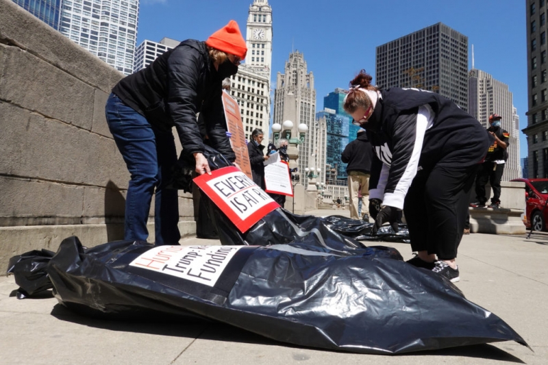 19 апреля и коронавирус: число зараженных превысило 2,3 млн человек, Россия занимает 10 строчку по числу заболевших, в Нью-Йорке разрешили заключать онлайн-браки