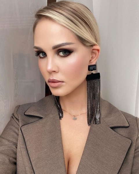 5 процедур, которые могут превратить тебя в&nbsp;куклу, и&nbsp;20 звездных антипримеров