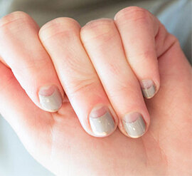 7 ценных лайфхаков для тех, кто не умеет красить ногти