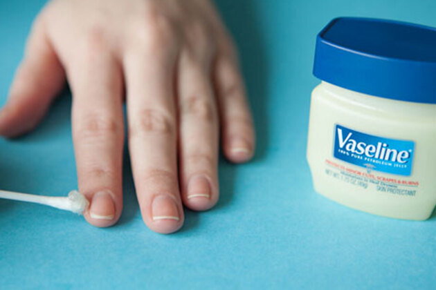 7 ценных лайфхаков для тех, кто не умеет красить ногти