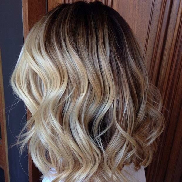 Балаяж для блондинок: 30 эффектных идей модного окрашивания