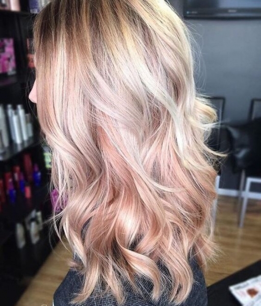 Балаяж для блондинок: 30 эффектных идей модного окрашивания