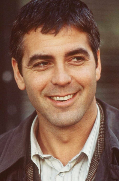 Белее белого: звезды, которые решили проблему желтых зубов с помощью виниров