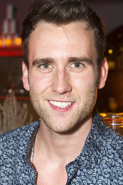 Белее белого: звезды, которые решили проблему желтых зубов с помощью виниров