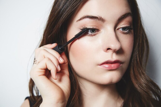 Гениально! 4 способа накрасить ресницы одной тушью для разного эффекта в макияже