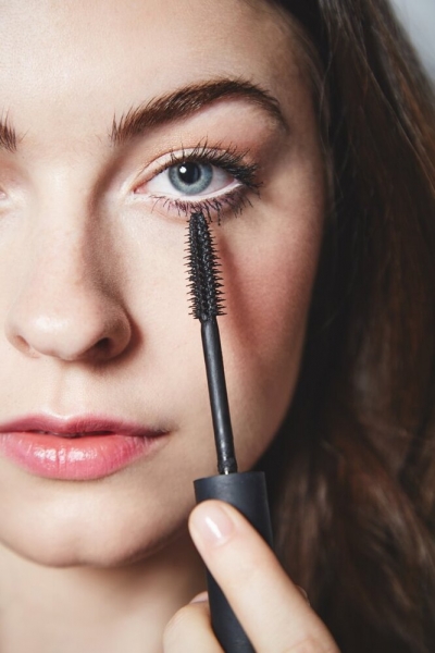 Гениально! 4 способа накрасить ресницы одной тушью для разного эффекта в макияже