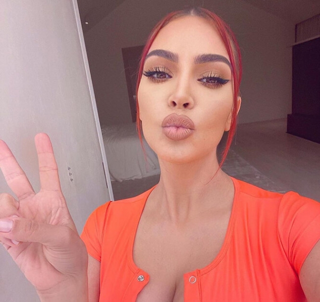 И фильтры не нужны! Как сделать идеальный макияж для селфи — гид