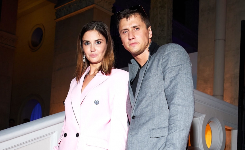 «Я будто протрезвела»: Агата Муцениеце обсудила с Айзой Анохиной тяжести развода, бывших и будущих