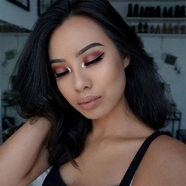 Как куколка: макияж, который пора оставить в прошлом