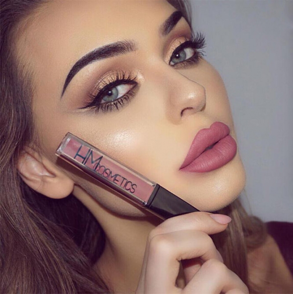 Как куколка: макияж, который пора оставить в прошлом