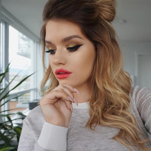 Как куколка: макияж, который пора оставить в прошлом