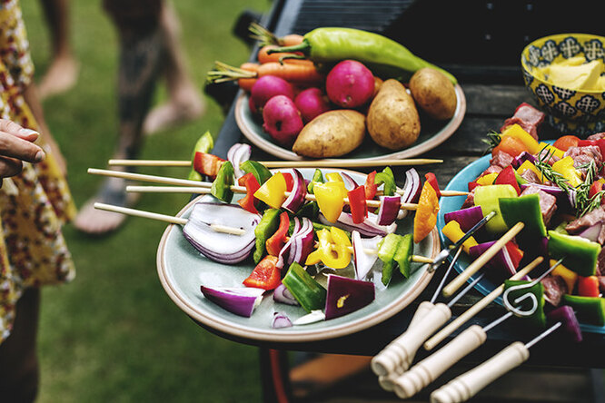 Как не поправиться на майских, но при этом есть шашлык: лайфхаки от диетолога