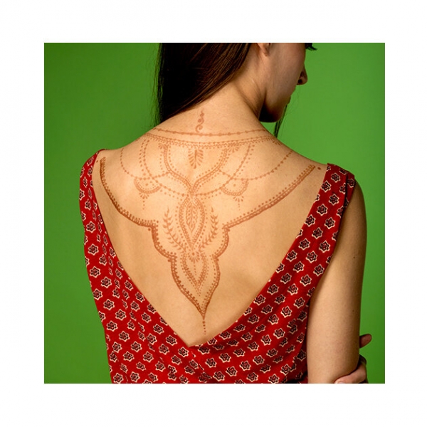 Как сделать временную татуировку: 5 стилей мехенди, которые тебе понравятся