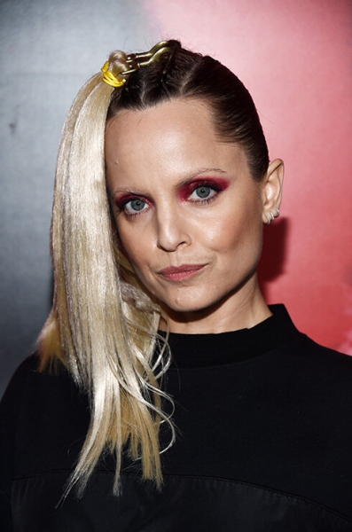 «Лолита» через 20 лет: как сейчас выглядят звезды, которые прославились молодыми