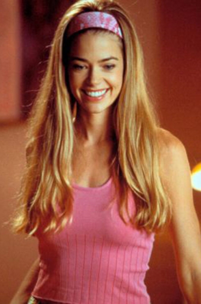 «Лолита» через 20 лет: как сейчас выглядят звезды, которые прославились молодыми