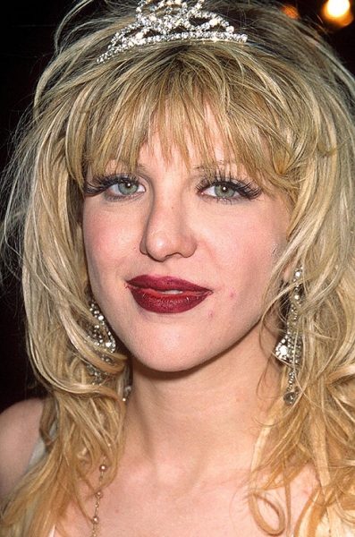 Лучшее – враг хорошего: звезды, чьи носы испортила ринопластика