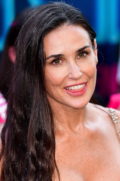 Лучшее – враг хорошего: звезды, чьи носы испортила ринопластика