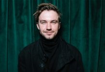 Meet for charity: онлайн-встреча с Александром Петровым