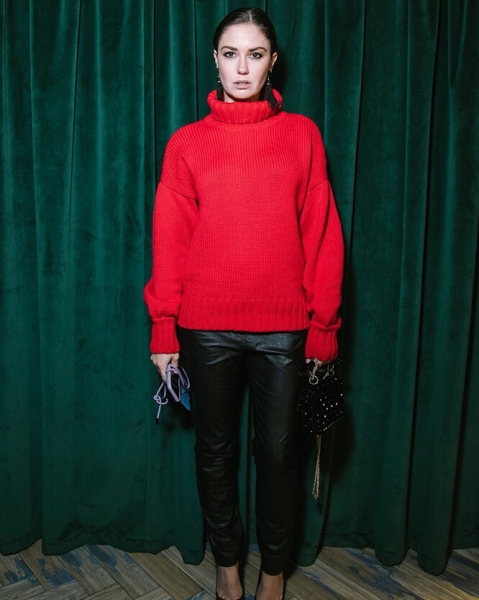 Муцениеце vs Карпович: бьюти-битва возлюбленных Прилучного