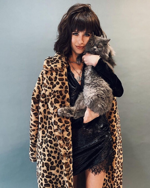 Муцениеце vs Карпович: бьюти-битва возлюбленных Прилучного