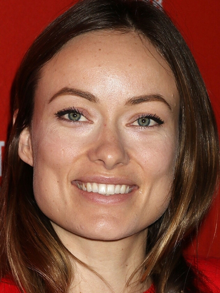 Ничего не помогает? 10 звезд, которые борются с проблемной кожей