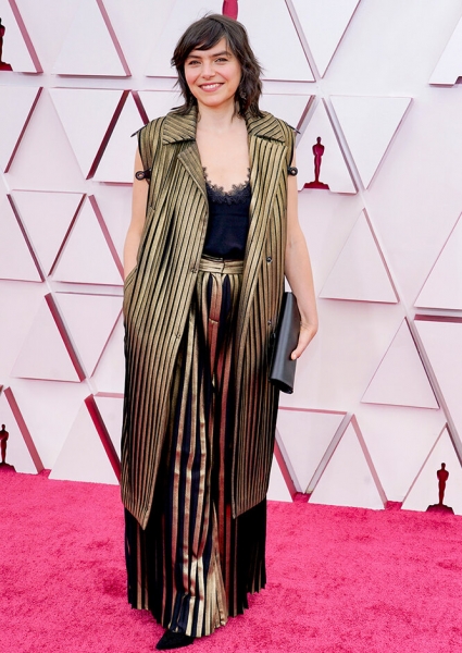 Очень бледно! Какому макияжу отдали предпочтение актрисы на&nbsp;&laquo;Оскаре-2021&raquo;