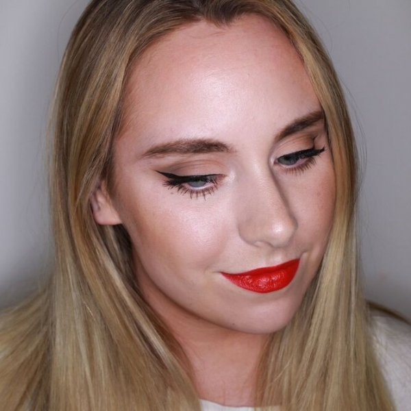 Один макияж стоил 40 000 рублей, а другой — 6000. Сможешь ли ты их отличить?