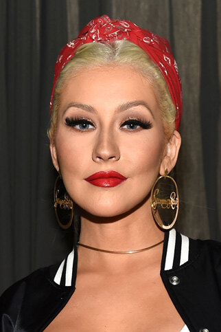 Остались с носом: звезды, изменившие лицо ринопластикой