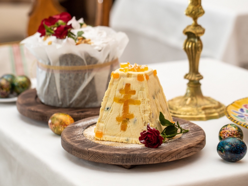 Пасха: где заказать куличи в Москве