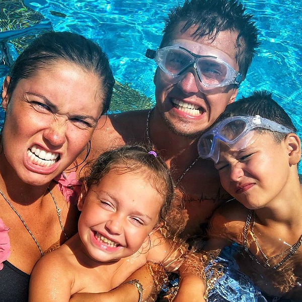 Павел Прилучный показал детей в Instagram