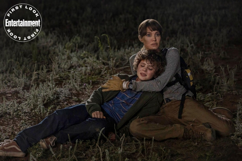 Первые кадры: Анджелина Джоли в триллере «Те, кто желает мне смерти»