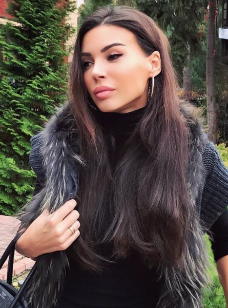 Природа или пластика: что с собой делает Оксана Самойлова и сколько это стоит