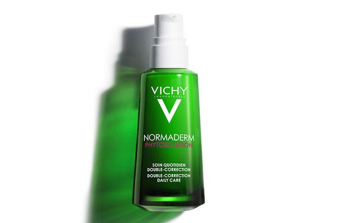 Режим «лайт»: 13 лёгких кремов для лица, без которых не обойтись этим летом