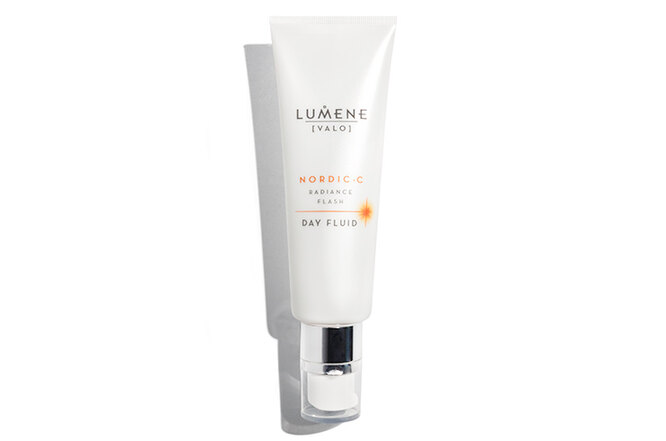 Режим «лайт»: 13 лёгких кремов для лица, без которых не обойтись этим летом