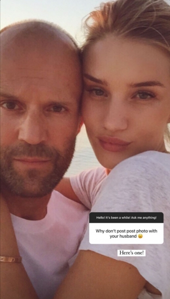 Роузи Хантингтон-Уайтли поделилась редкими фотографиями сына и рассказала об отношениях с Джейсоном Стэтхемом 