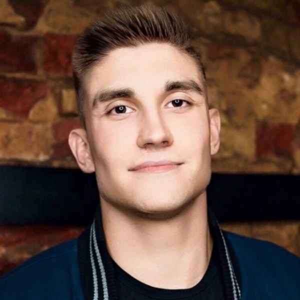 СМИ: Александр Паль объяснил драку с хоккеистом