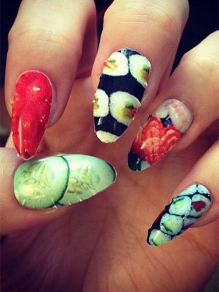 Сотри это немедленно! Худший маникюр звёзд, который хочется развидеть