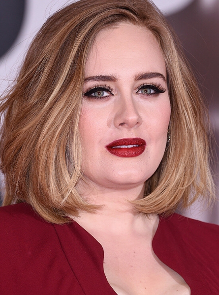 Ставка на&nbsp;красное не&nbsp;прошла! Звезды, которых подвела красная помада