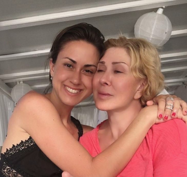 Топ-15 звездных мам и дочерей, которые похожи друг на друга