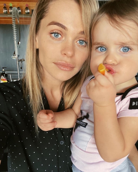 Топ-15 звездных мам и дочерей, которые похожи друг на друга