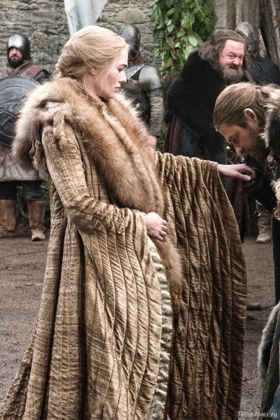 В честь 10-летия: как изменились герои &laquo;Игры престолов&raquo; 