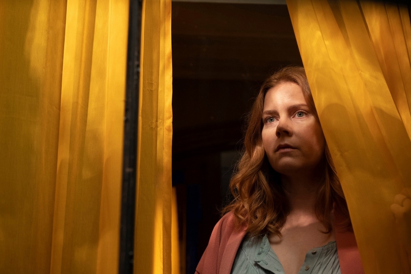 В духе Хичкока: новый психологический триллер с Эми Адамс