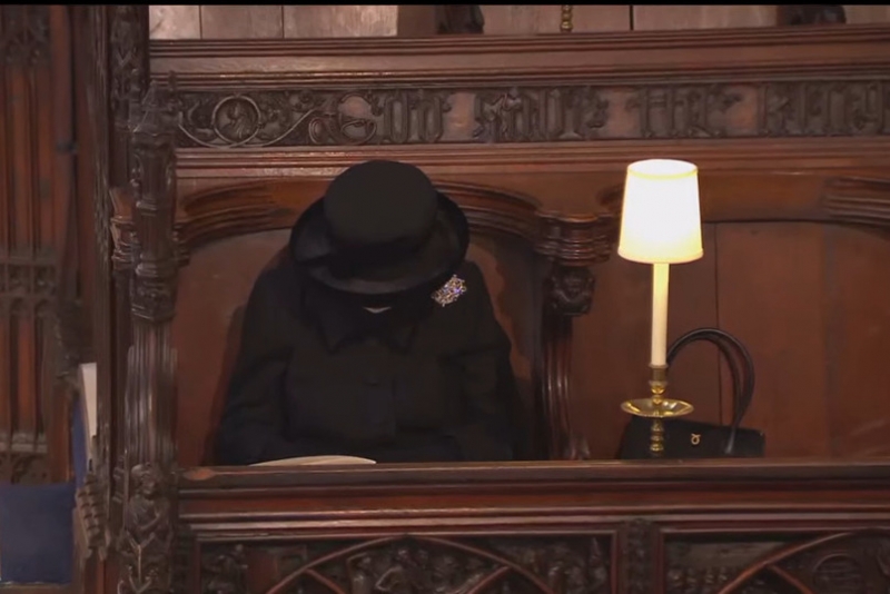 Воссоединение принцев Уильяма и Гарри и провокация: как прошли похороны принца Филиппа