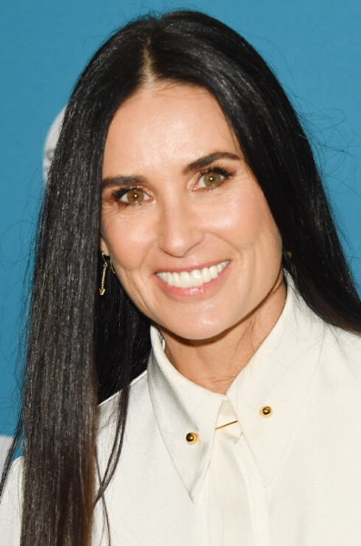 Вот это зубы! Звезды, которые поставили виниры, хотя и&nbsp;без них было неплохо