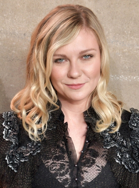 Звезды с тонкими губами, которые отказались их увеличивать