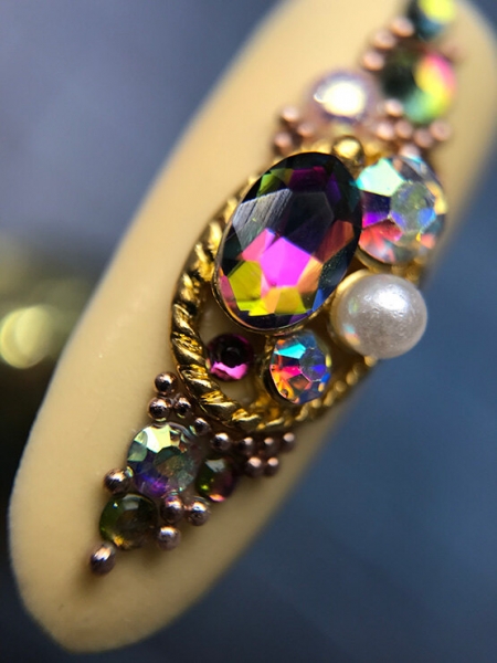 15 маникюрных трендов будущего сезона: предсказывает нейл-стилист