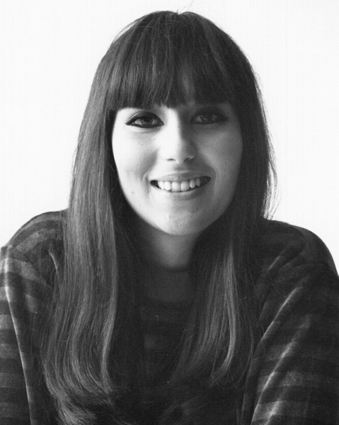 3 ринопластики, подтяжка лица и ботокс: как с годами менялась Шер