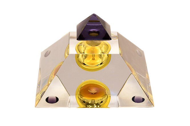 81 миллион за флакон: чем пахнут самые дорогие ароматы мира