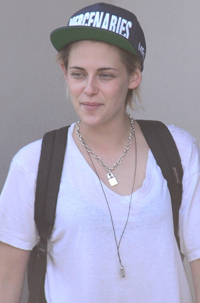 Без макияжа и в трениках: актрисы, которые на экране выглядят лучше, чем в жизни