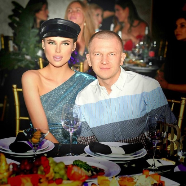 Бьюти-эволюция Ханны: от «Мисс Кемер» до бизнесвумен